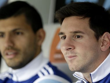 دفاع سرخیو آگوئرو از بازی نکردن مسی برای تیم ملی آرژانتین