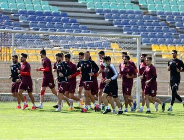 پرسپولیس همچنان در درفشی فر
