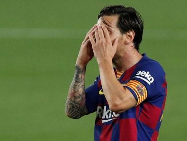 لئو مسی و طلسم عجیب گل شماره 700