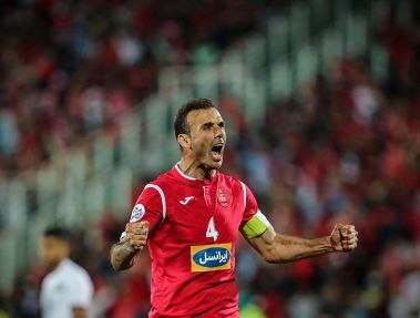 کمکهای کاپیتان پرسپولیس همچنان ادامه دارد