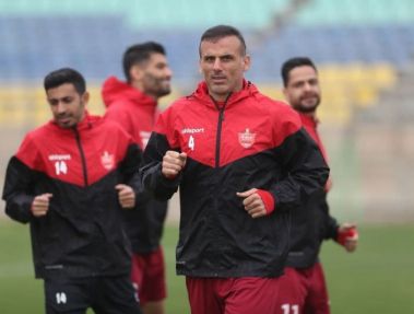 وضعیت نامشخص کاپیتان پرسپولیس در آستانه بازی با مس رفسنجان