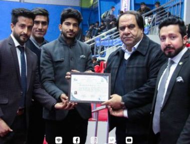 رئیس فدراسیون فوتبال افغانستان از سوی جامعه مدنی تقدیر شد