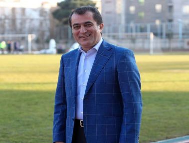 خلیل زاده: قایدی در حال حاضر فروشی نیست