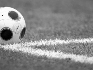 ستاره اسبق تیم ملی فوتبال آلمان به علت بیماری مهلک درگذشت.