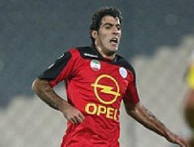 نورمحمدی در پرسپولیس ماندنی شد