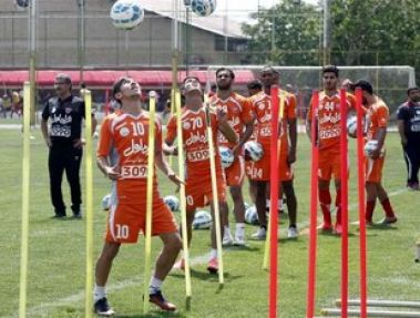 وزیر به تمرین پرسپولیسی ها نرفت