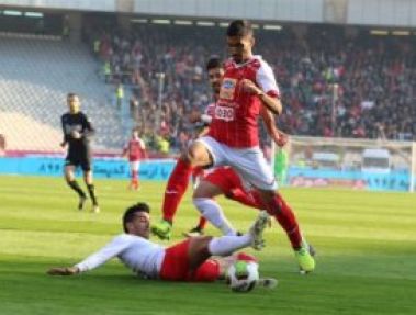 پرسپولیس بعد از دو بازی بد مقابل تراکتورسازی پیروز شد