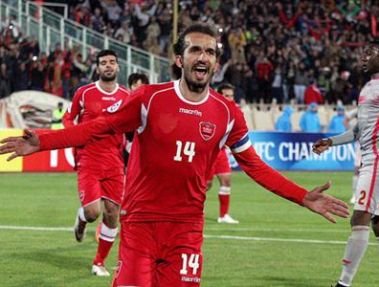 نوری به دنبال دریافت ITC کاپیتان تیم فوتبال پرسپولیس برای د