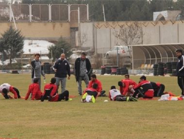 بازیکنان سرباز زیر ذره بین تراکتورسازان