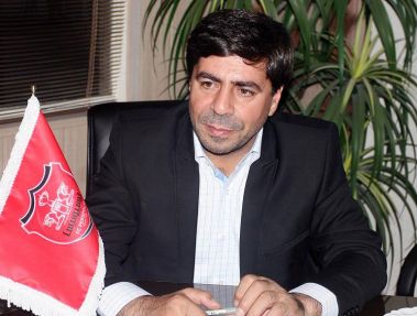 خوردبین: برکنار شدن نژادفلاح را به همه پرسپولیسیها تبریک می